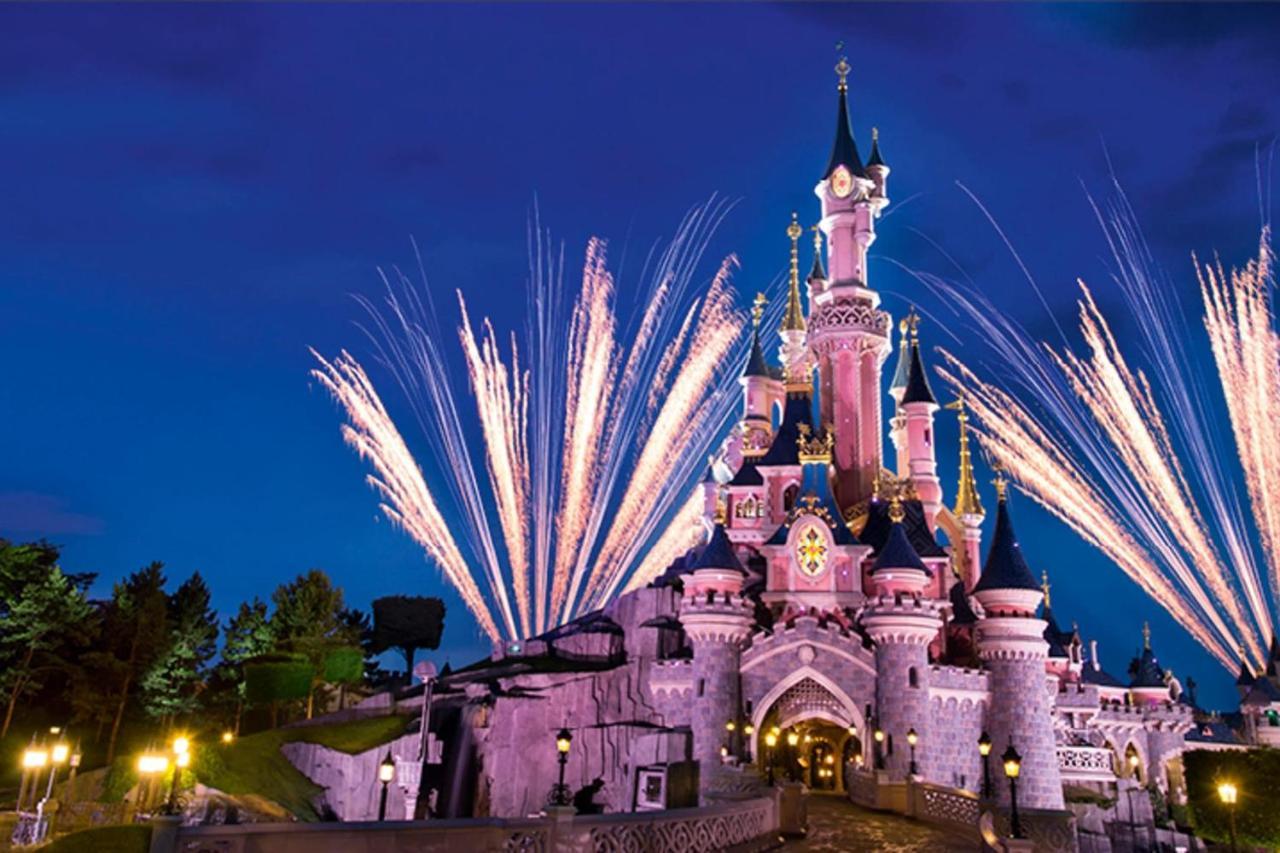 Beverly Place Next To Disneyland Montévrain Exterior foto